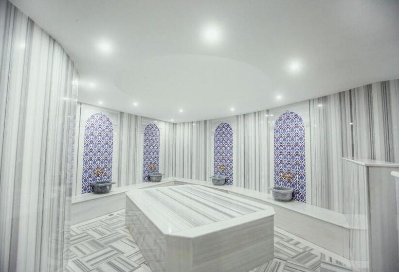 Szálloda Antalya Grand Palace