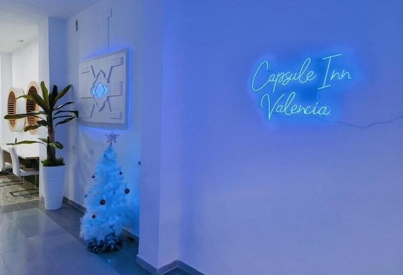 فنادق الكبسولة Capsule Inn Valencia Hostel