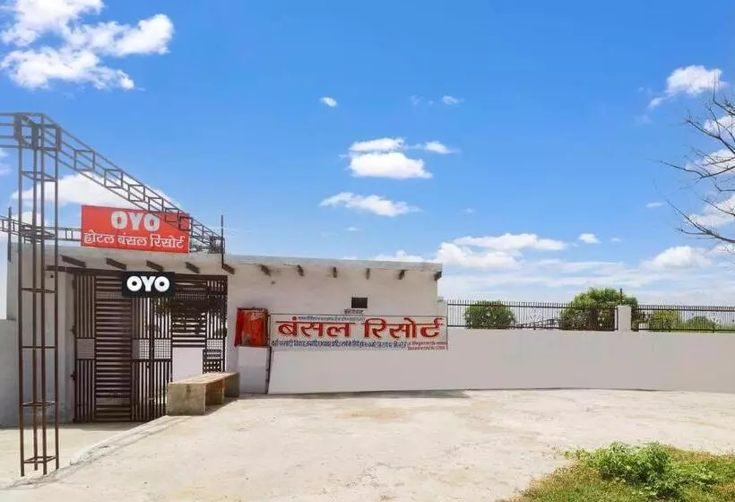 Hotelli Spot On Bansal Resort
