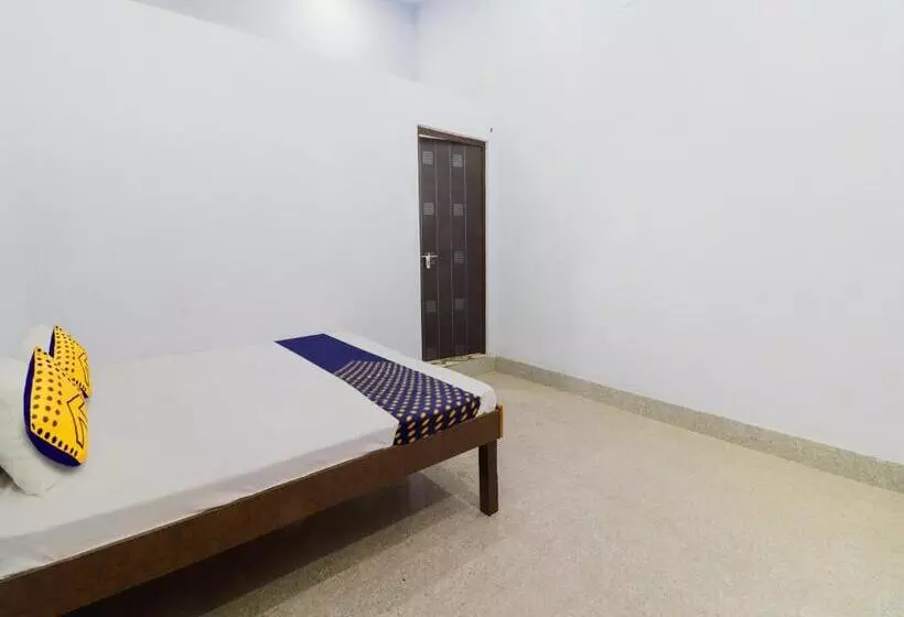 Hotelli Spot On Bansal Resort
