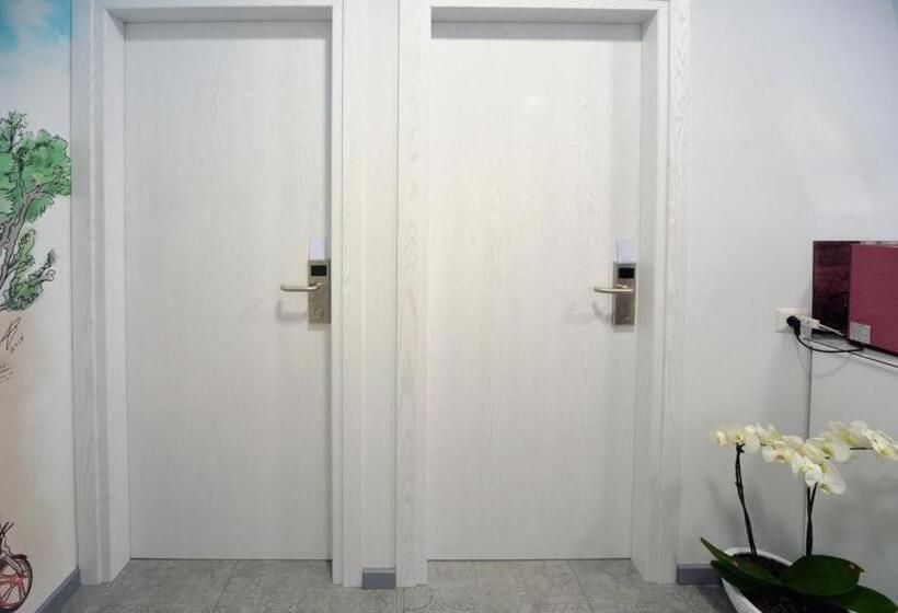 Konak Rooms L Skanderbeg Square