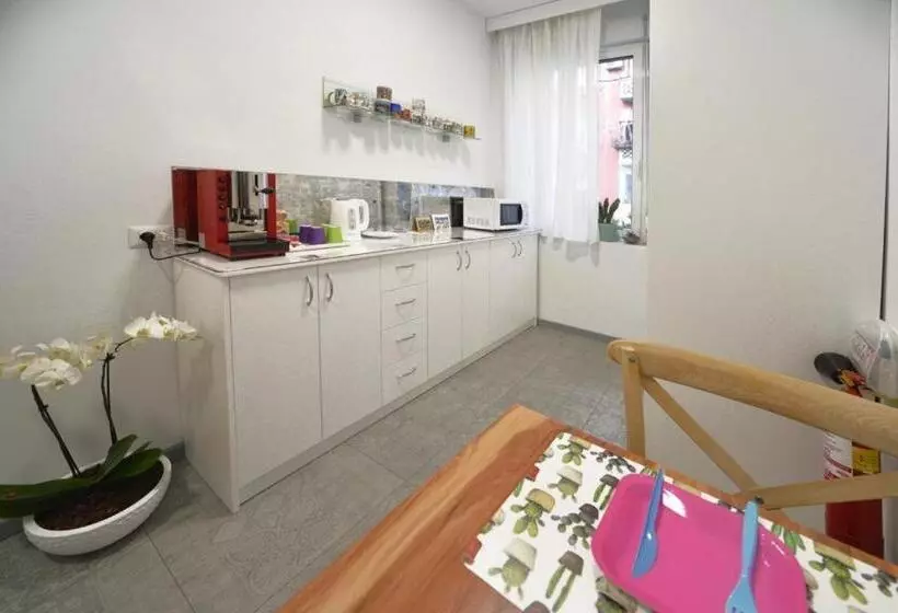 Konak Rooms L Skanderbeg Square