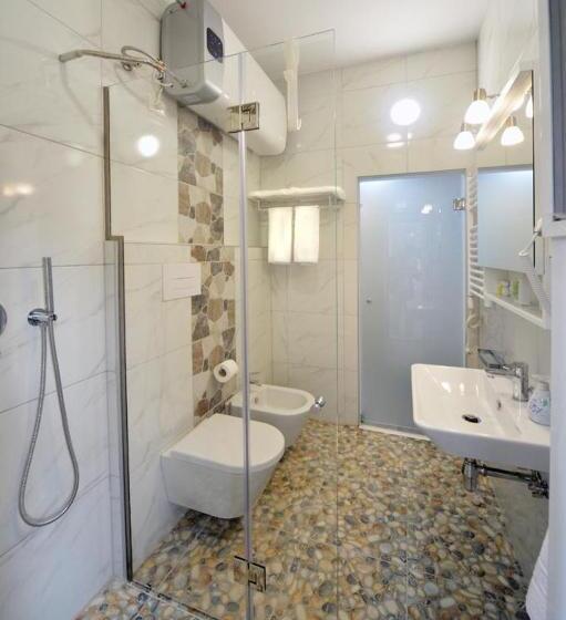 Konak Rooms L Skanderbeg Square