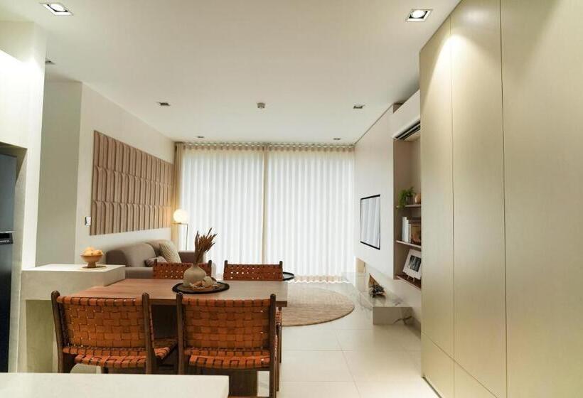 Velea@rose Apple Square