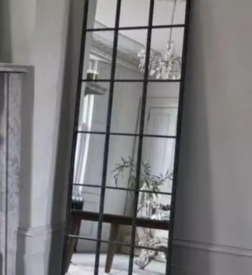 Aamiaismajoitus (B&B) Die Heerenhuys Guest Suites