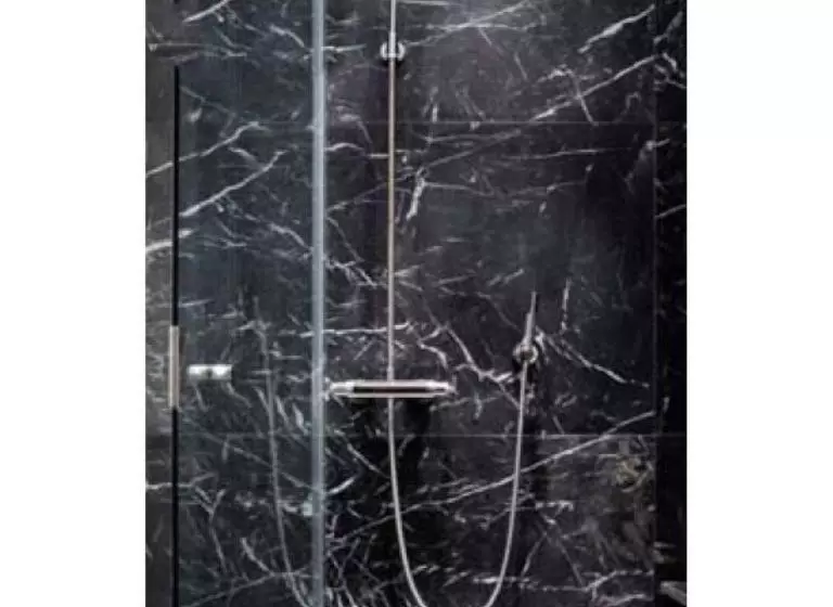 Aamiaismajoitus (B&B) Die Heerenhuys Guest Suites