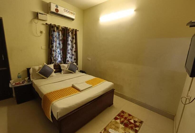 בית מלון כפרי Bluesky Ramapuram