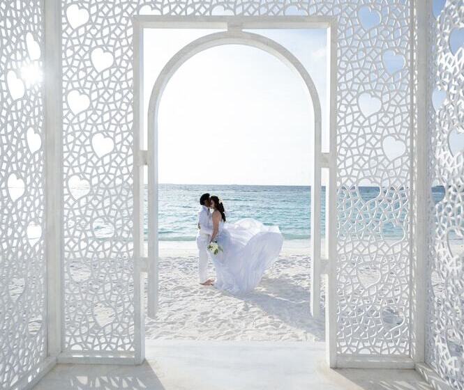 هتل Ifuru Island Resort Maldives 24 Hours Premium All Inclusive