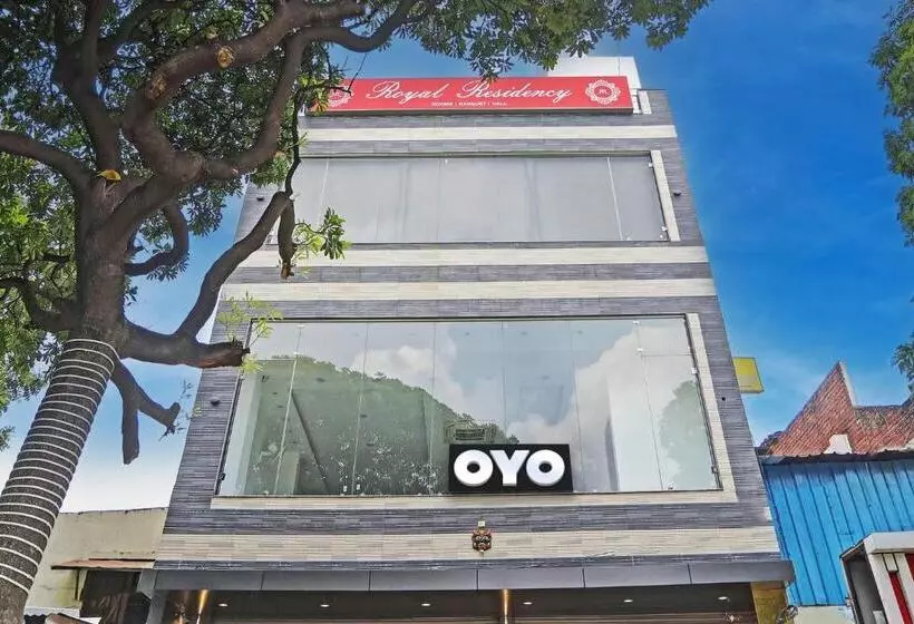 Hotelli Oyo Flagship Royal Residency