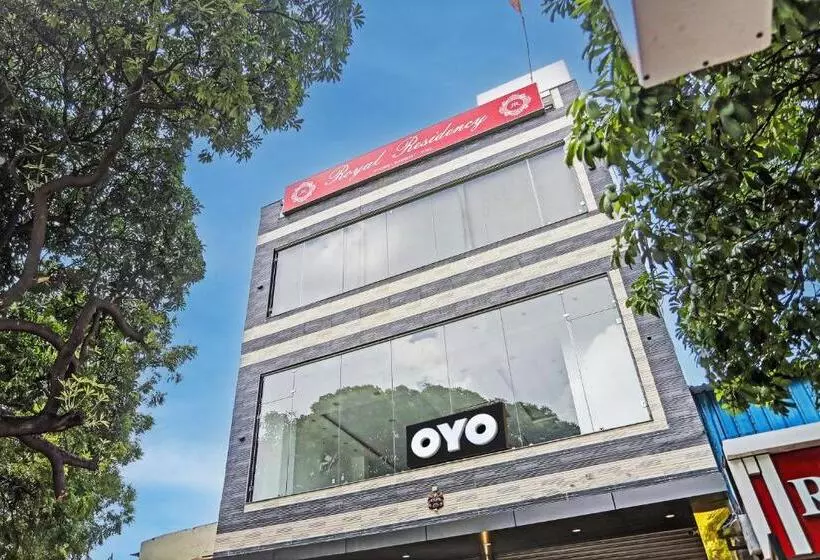 Hotelli Oyo Flagship Royal Residency