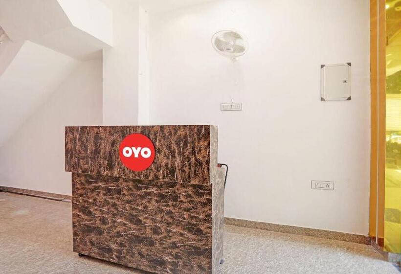 هتل Oyo Flagship Royal Residency