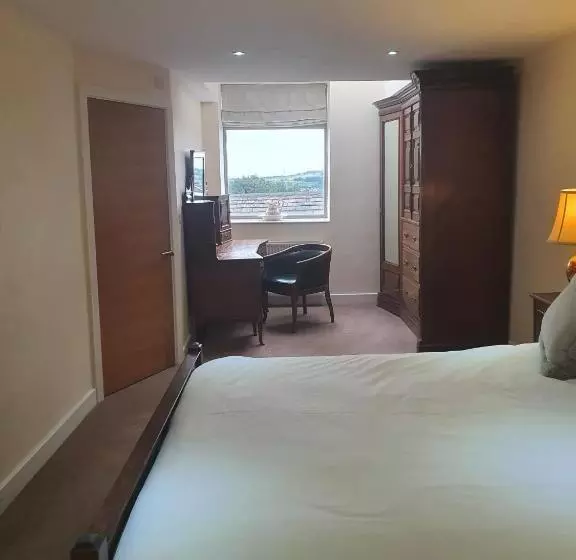 Hotelli The Garden Bar Rooms