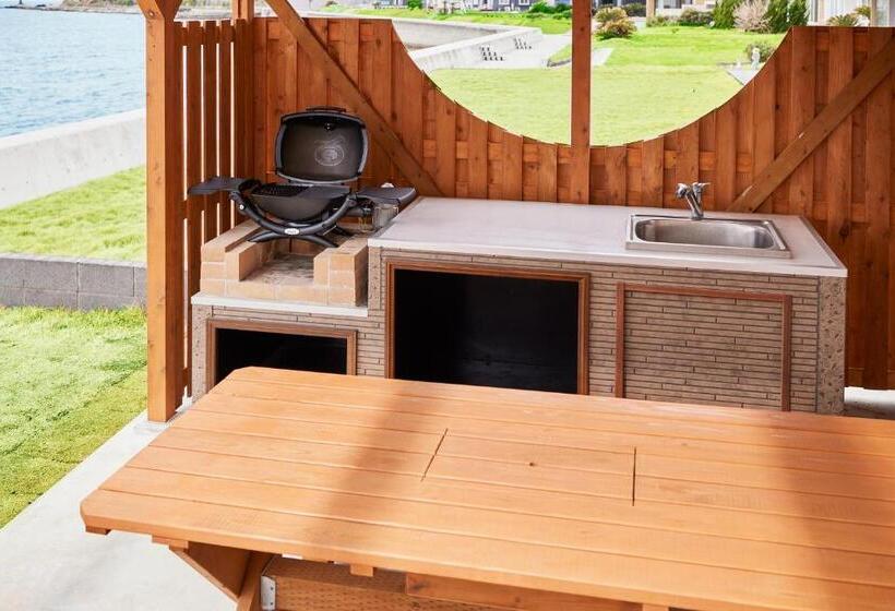 膳宿费 &sun Hung Five