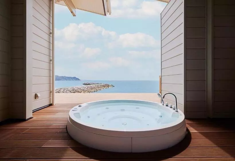 Majatalo &sun Hung Five