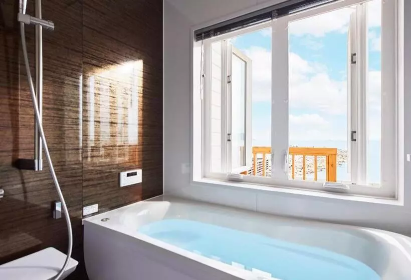 Majatalo &sun Hung Five