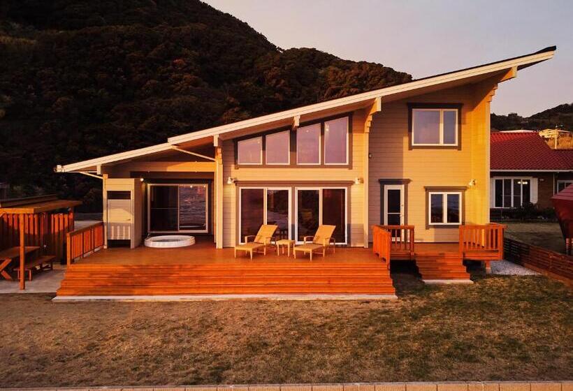 膳宿费 &sun Hung Five