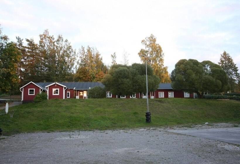 Skrå Hostel Bed & Business