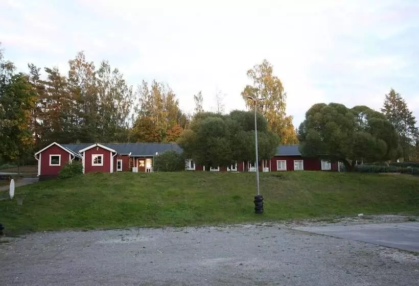 Skrå Hostel   Bed & Business