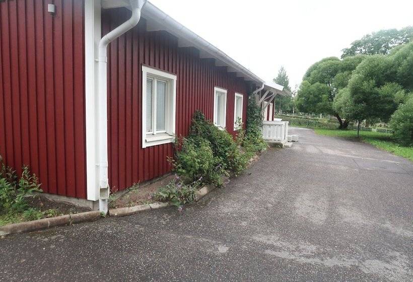 Skrå Hostel Bed & Business