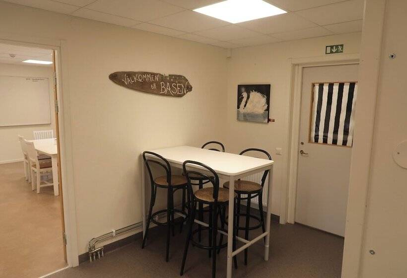 Skrå Hostel Bed & Business