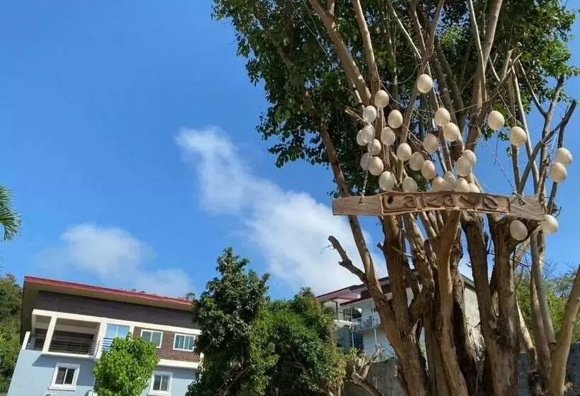 Retkeilymaja Lakayo Hillside Apartelle