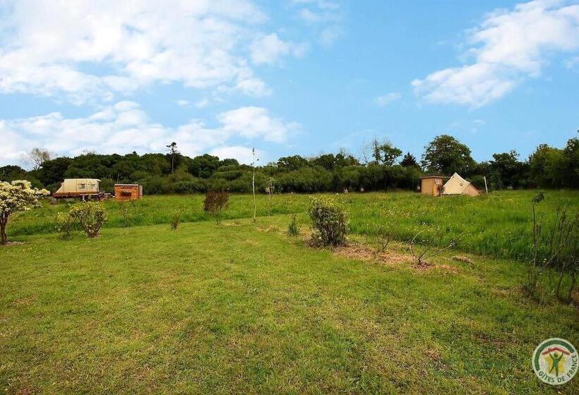 Bed and Breakfast La Tente De Kergomar