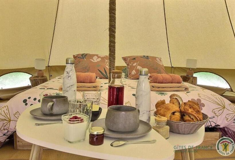 Bed and Breakfast La Tente De Kergomar