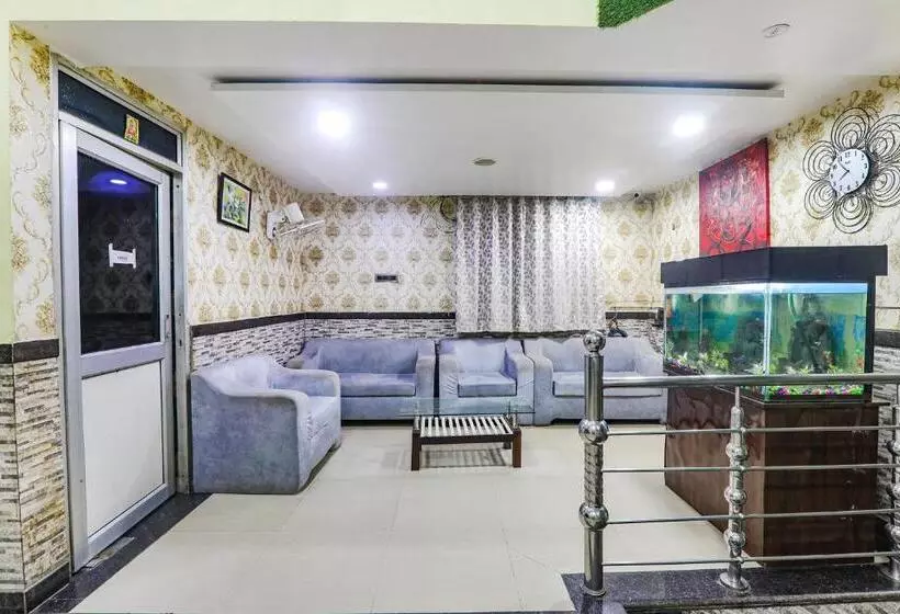 Fabhotel Astor