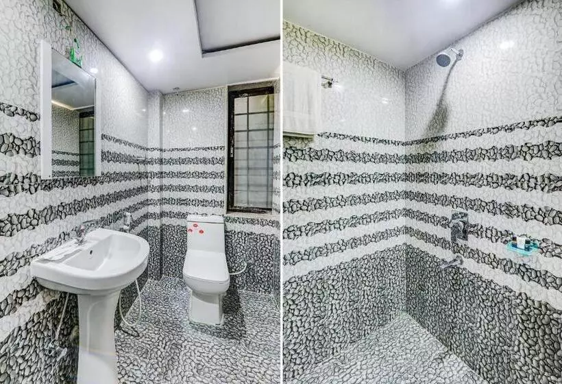 Fabhotel Astor