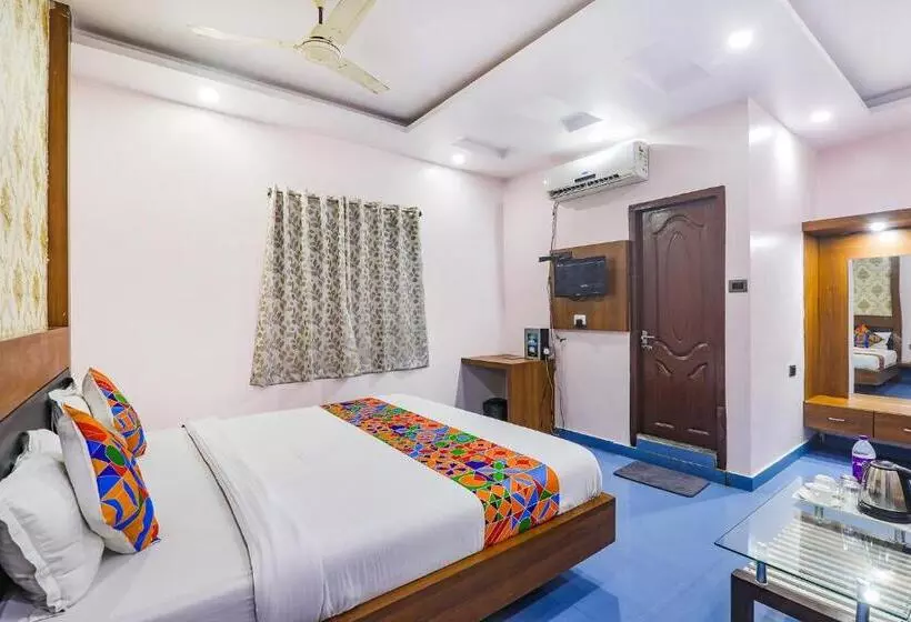 Fabhotel Astor
