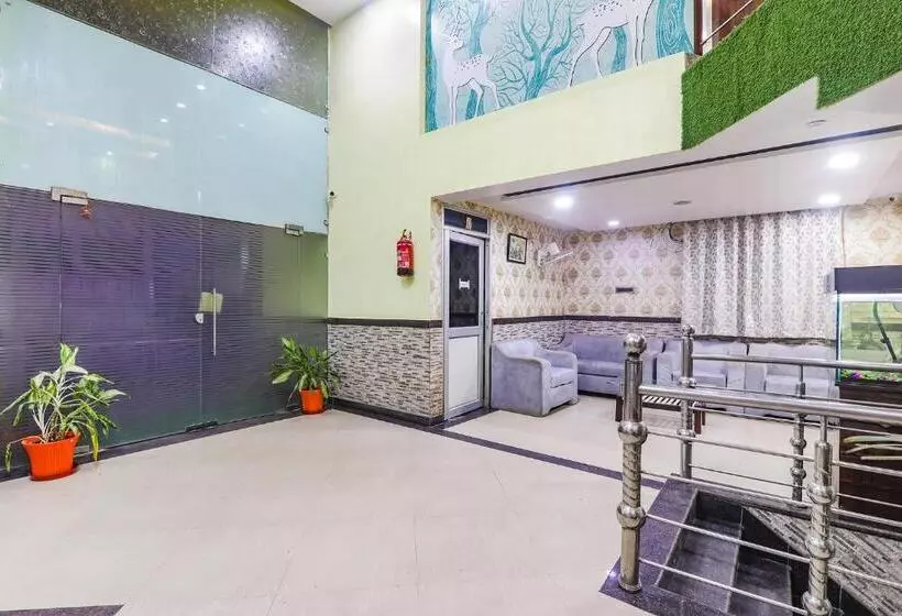 Fabhotel Astor