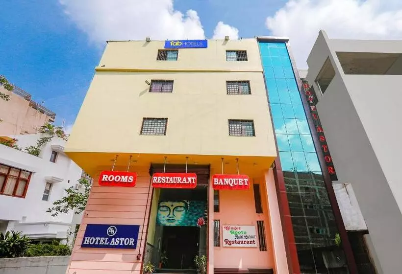Fabhotel Astor