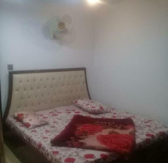 هتل Ahmed Cottage