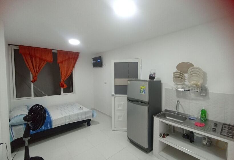 هتل Apartaestudios El Descanso