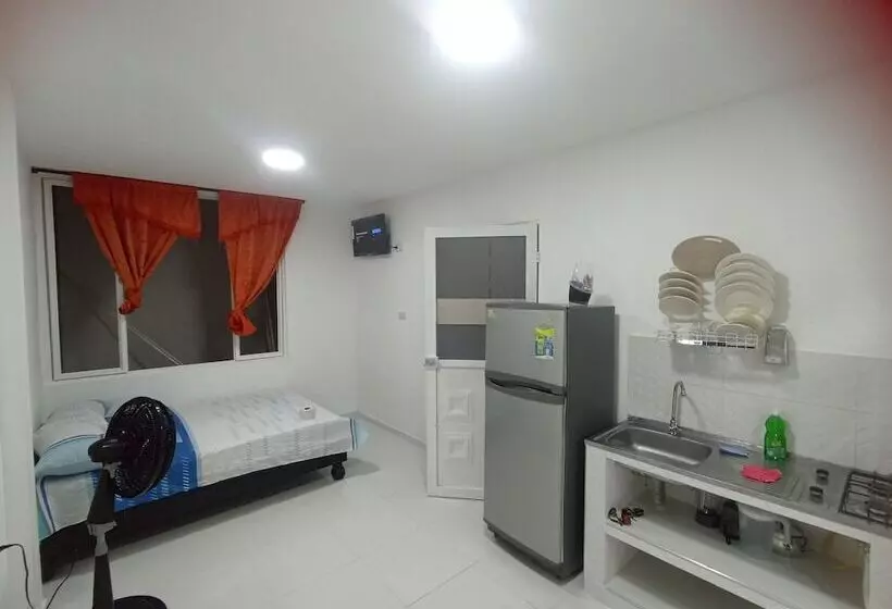 ホテル Apartaestudios El Descanso