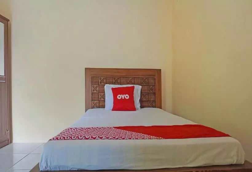 Hotelli Oyo 91762 Green Home Stay Syariah