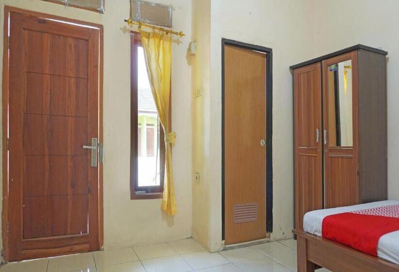 فندق Oyo 91762 Green Home Stay Syariah