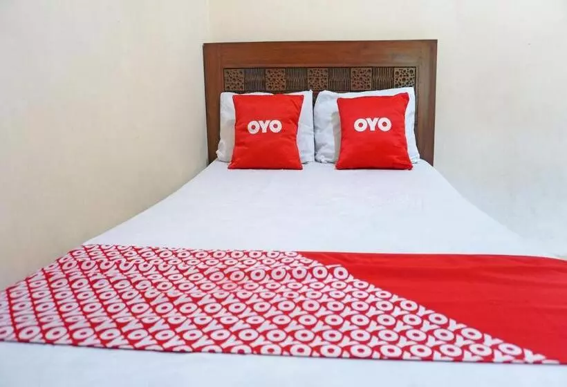 Hotelli Oyo 91762 Green Home Stay Syariah
