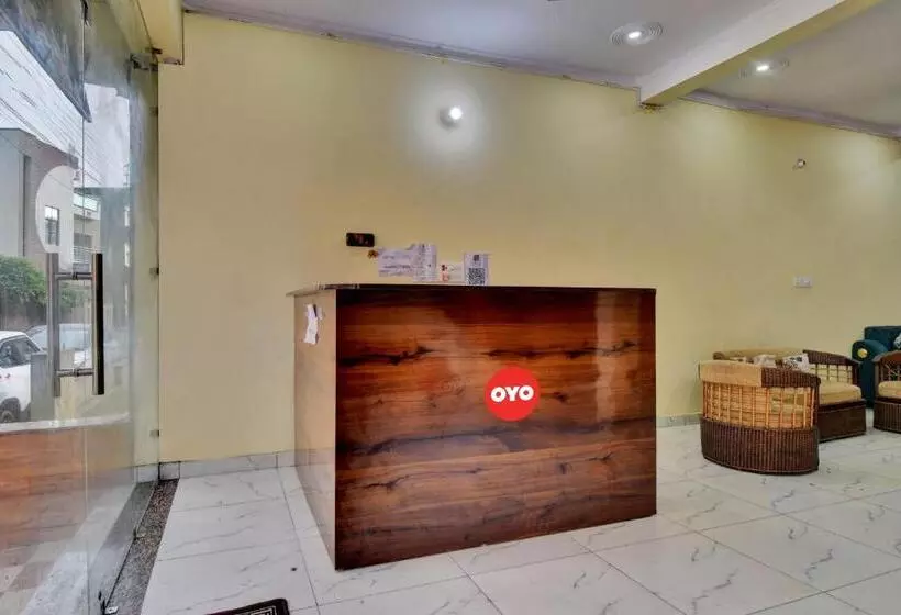 Hotelli Oyo Flagship City Hill Home Stay