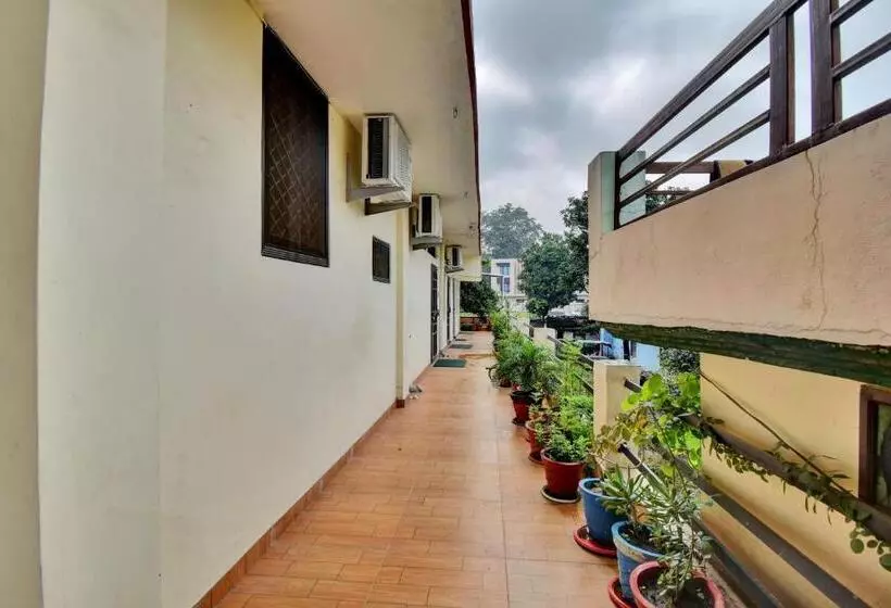 Hotelli Oyo Flagship City Hill Home Stay