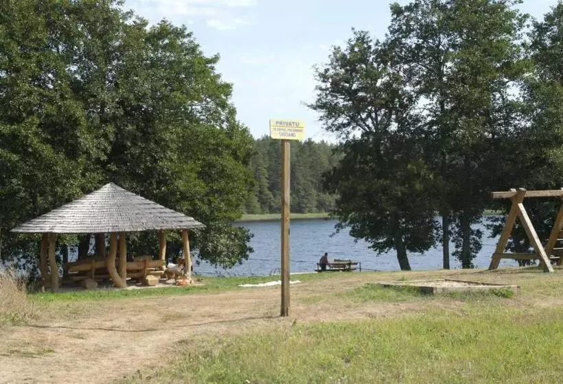 هتل Prie žeimenos