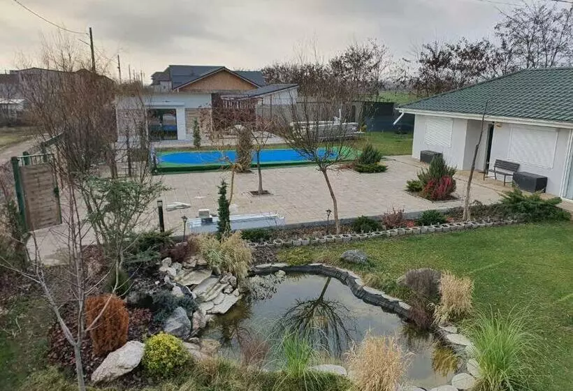 Majatalo Elis Tranzit