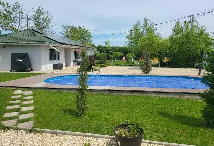 Majatalo Elis Tranzit