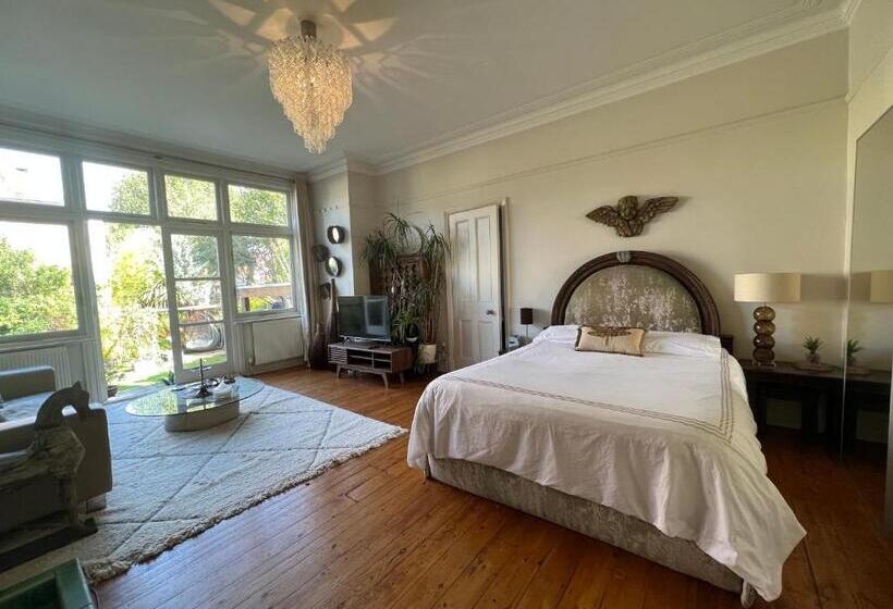 פנסיון Londonhomegardens