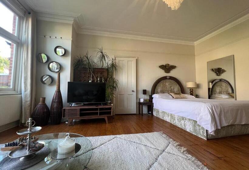 פנסיון Londonhomegardens