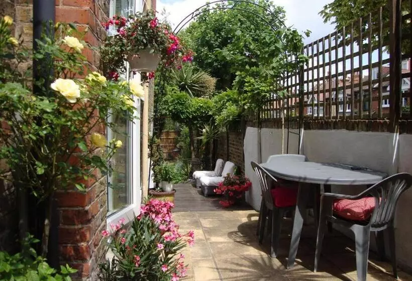 ペンション Londonhomegardens