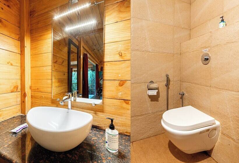 Resort Treebo Rock Valley