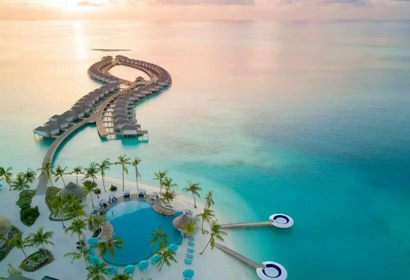 استراحتگاه Kandima Maldives