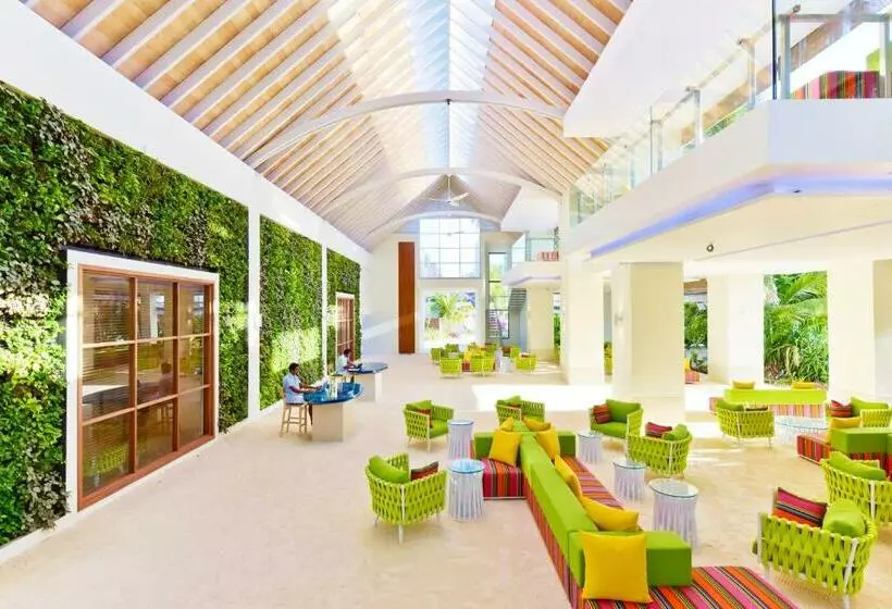 استراحتگاه Kandima Maldives
