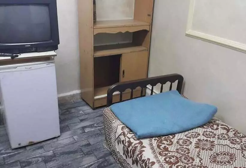 Al Adel Hostel